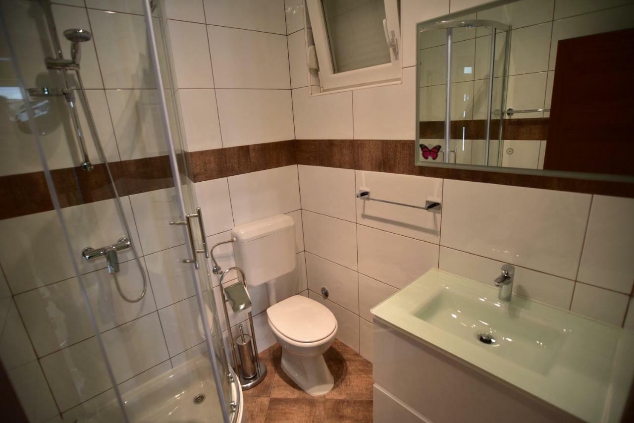 Apartment Lavande 2 Pridraga Buitenkant foto