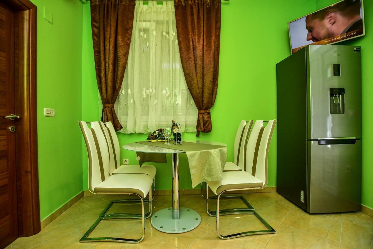 Apartment Lavande 2 Pridraga Buitenkant foto